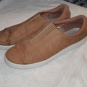 Nike suede slip on